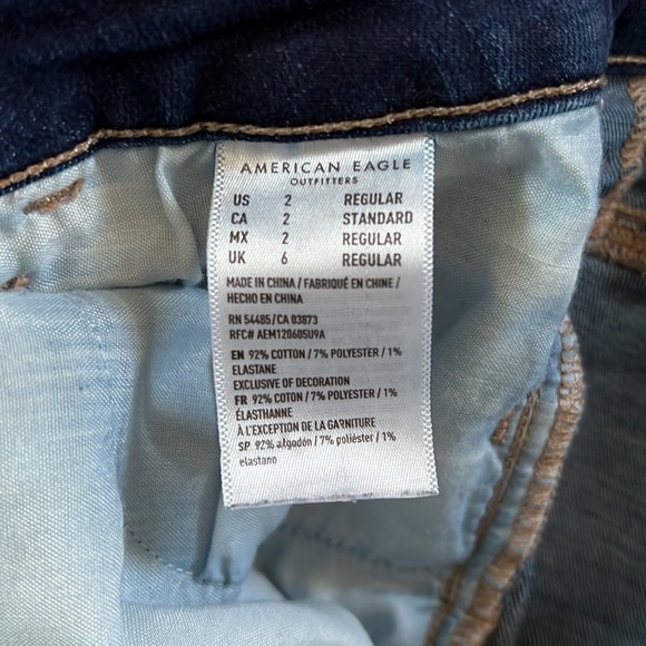 American Eagle high rise jegging size 2 - Picture 3 of 4